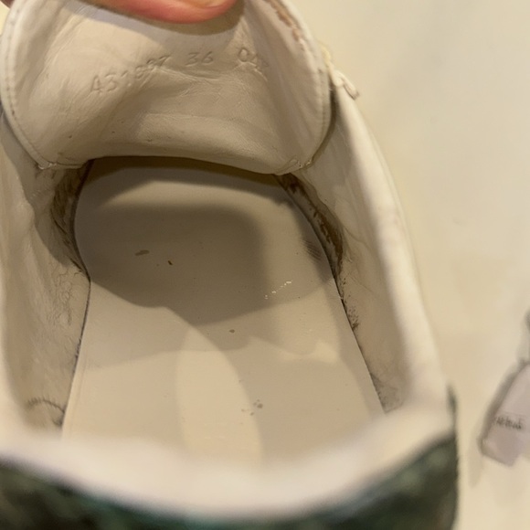 Authentic Gucci sneakers with pearl and spikes design - Picture 10 of 13